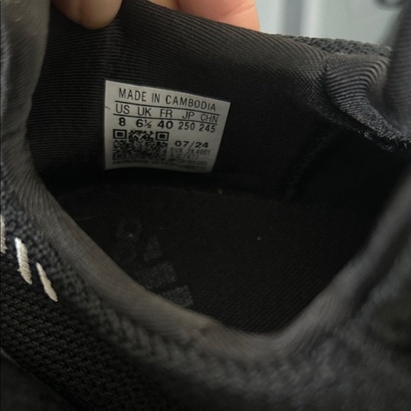 NWOT Adidas Swift Run 1.0 – Unisex Sneakers (Men’s 8 / Women’s 9.5) | - Picture 6 of 6